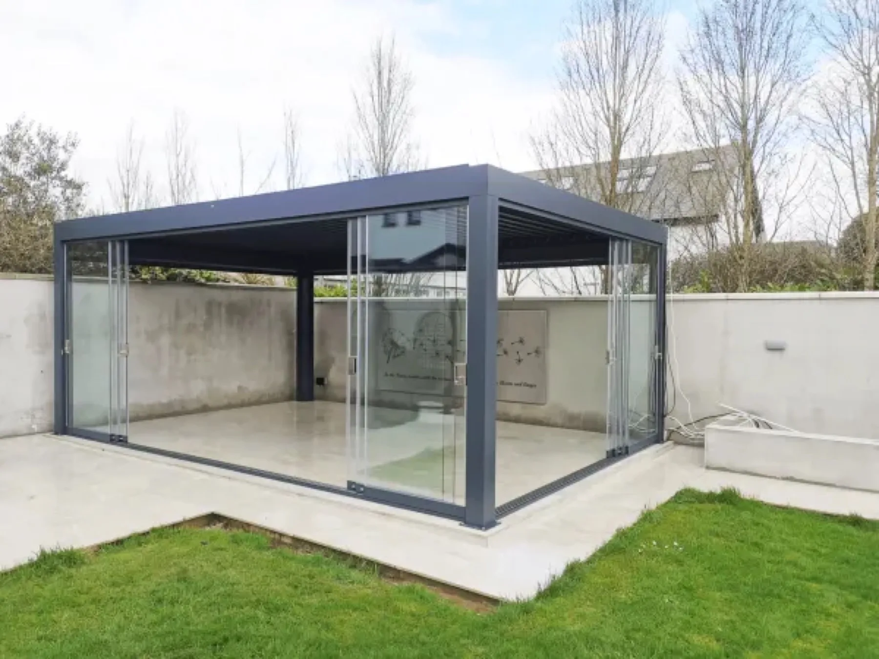 Outdoor Room Enclosure Options